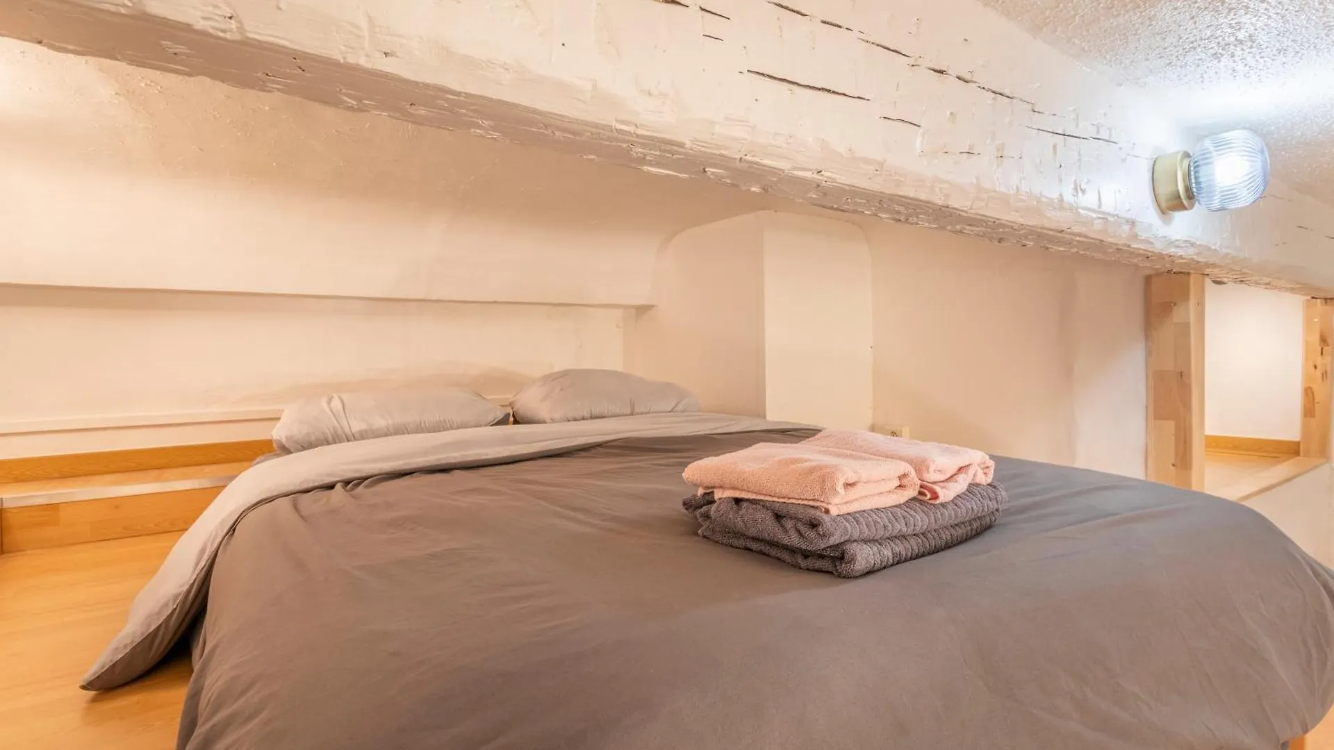Studio Mezzanine Couronne Apartment Aix-en-Provence 0*,  France
